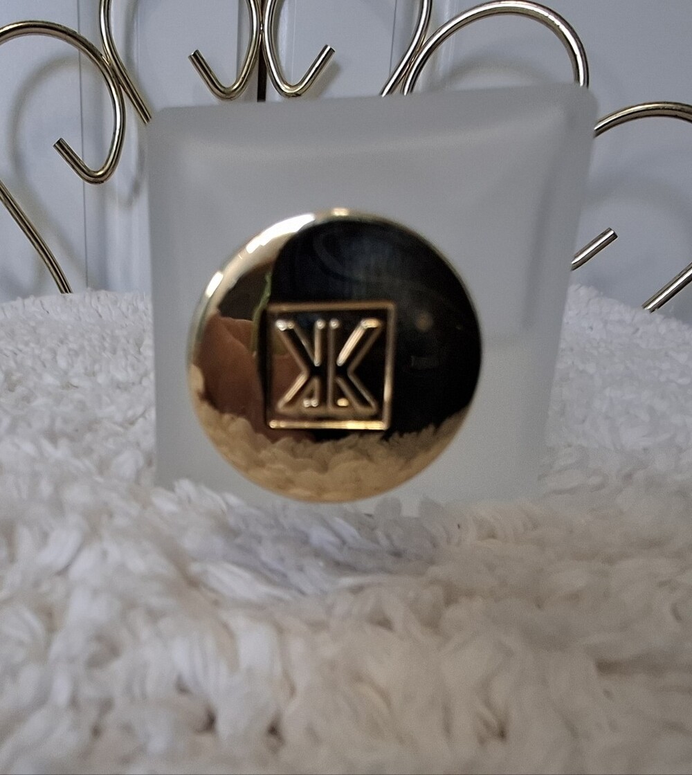 Maison Francis Kurkdjian Baccarat Rouge 540 Hair Mist - Gold and Red Accents - Picture 4 of 6